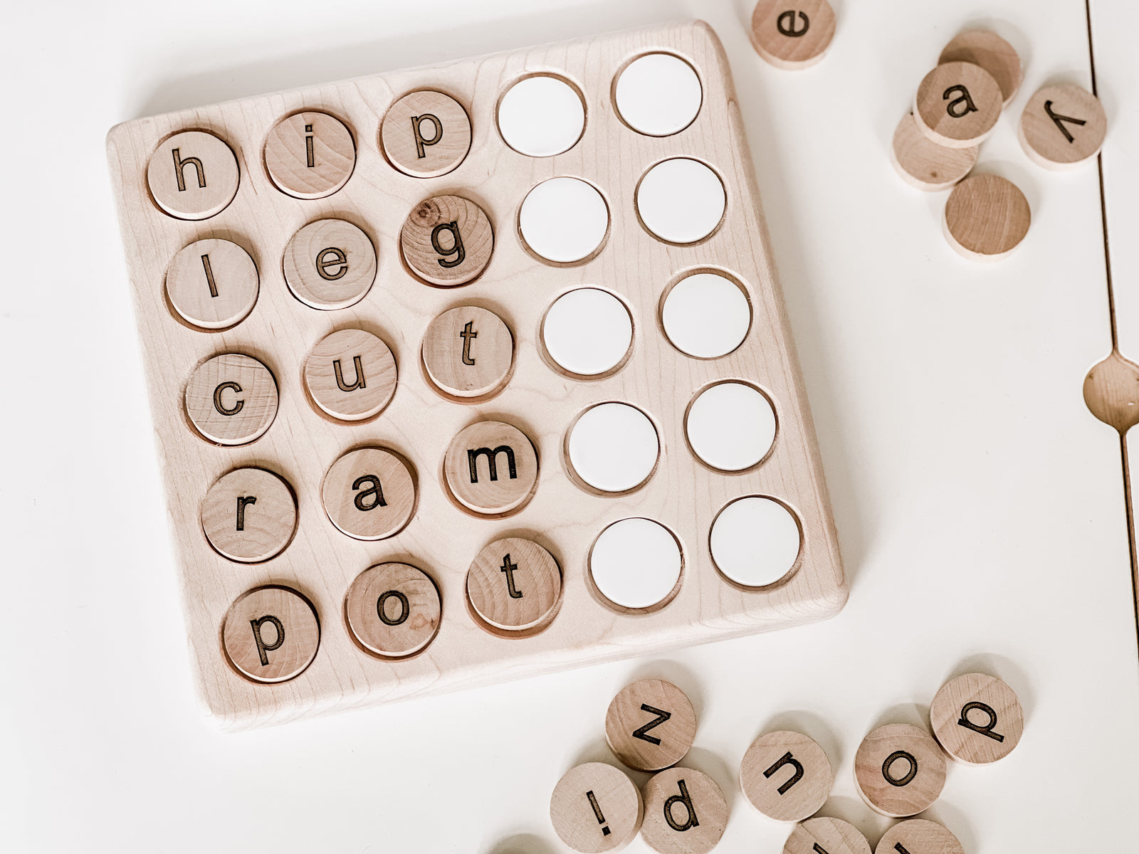 AlphaBITS™ Spelling Square