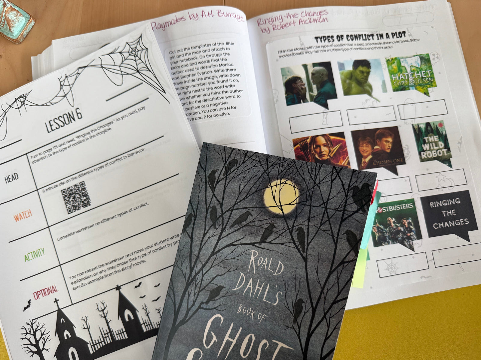 Roald Dahl's Book of Ghost Stories (Middle School +)