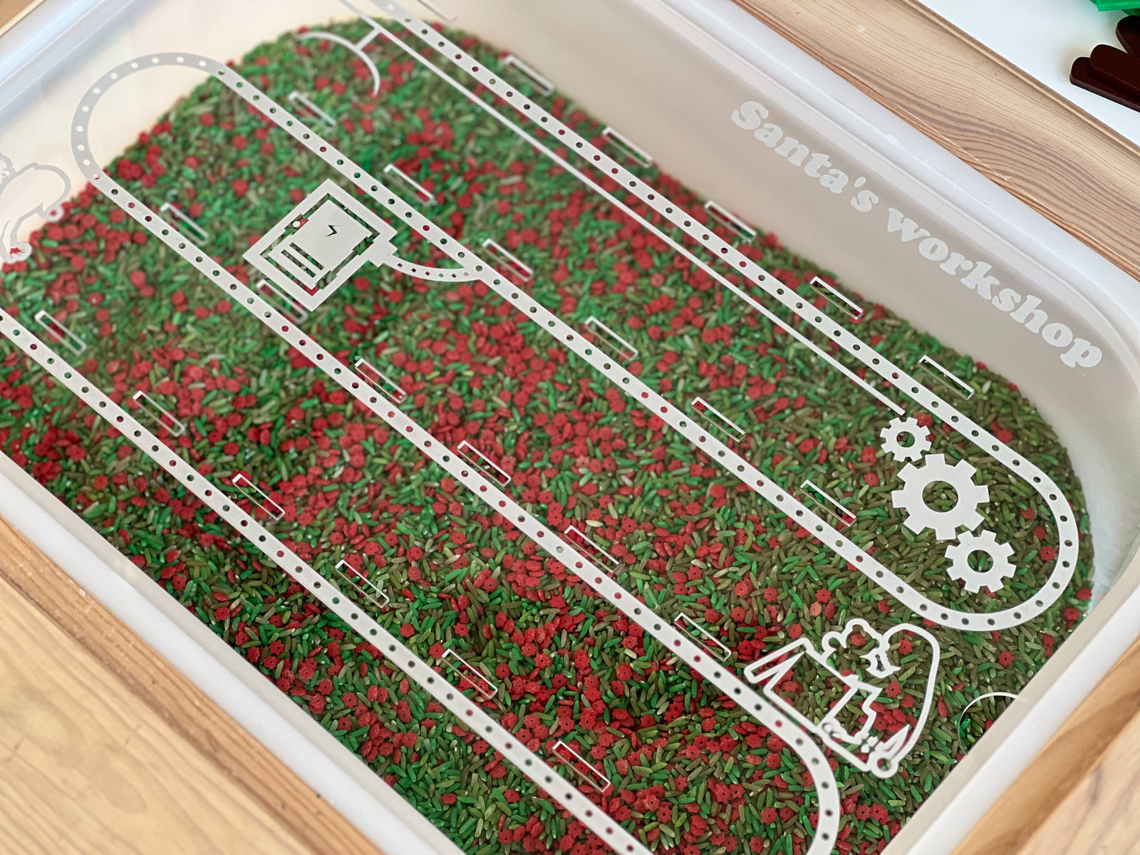 Flisat Insert-- Santa's Workshop