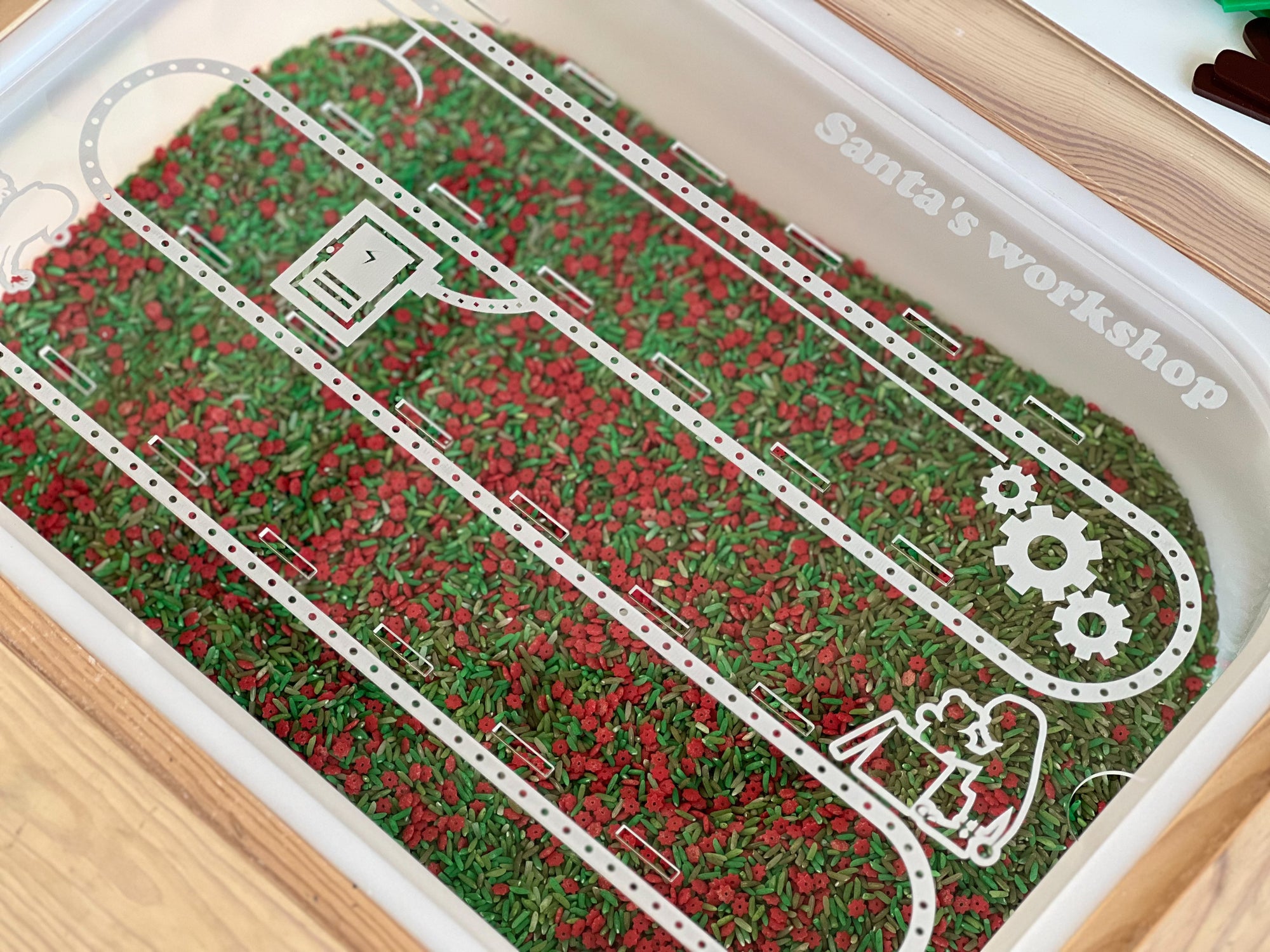 Flisat Insert-- Santa's Workshop