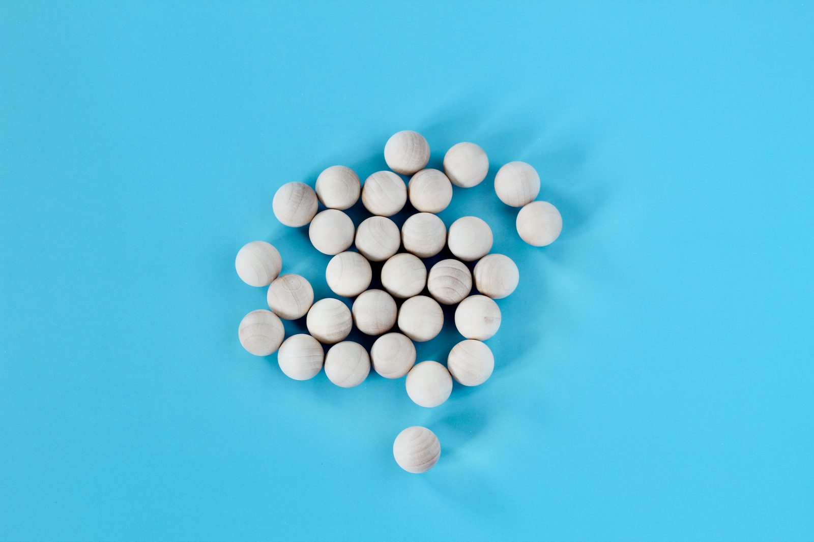 Extra wooden balls for math exercises. 